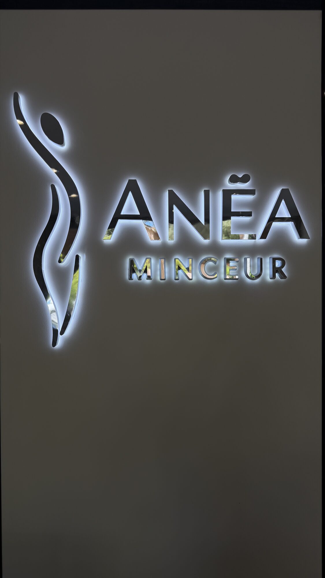 Signature lumineuse Anéa Minceur